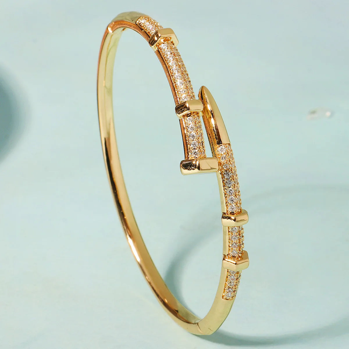 Pulseira Golden Nail