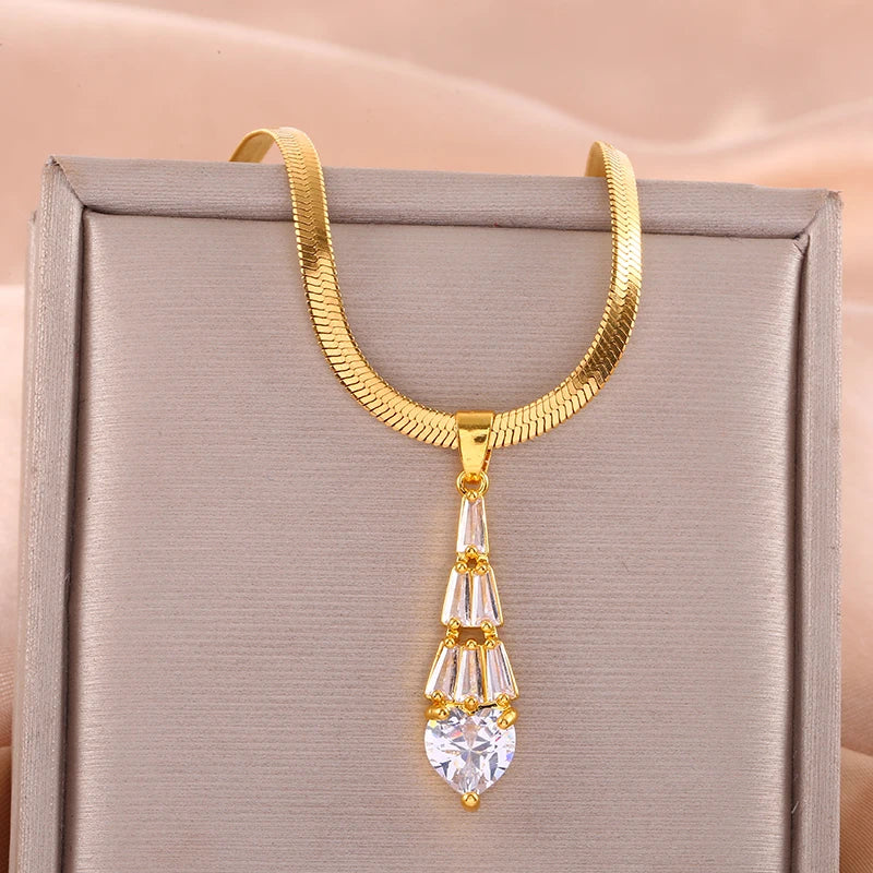 1 Piece Fashion Transparent Tassel Love Heart Tower Pendant Necklace for Women Anniversary Gift for Family