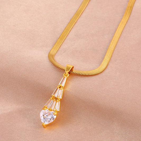 1 Piece Fashion Transparent Tassel Love Heart Tower Pendant Necklace for Women Anniversary Gift for Family