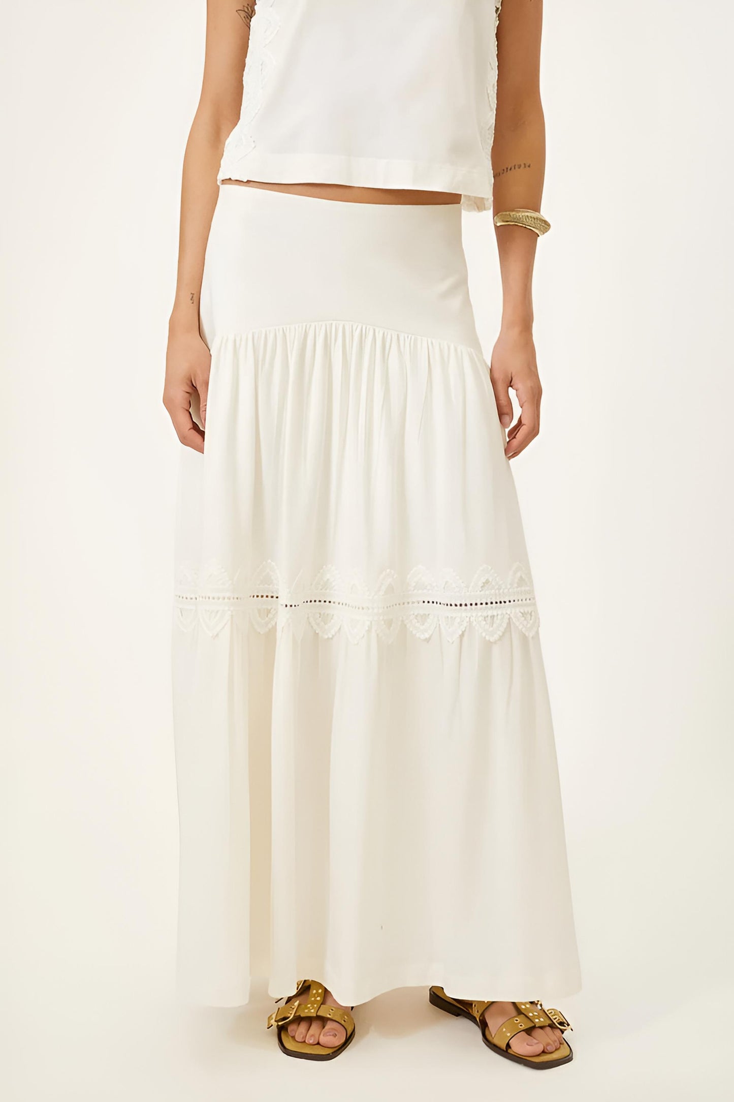 Saia Longuete com Guipir