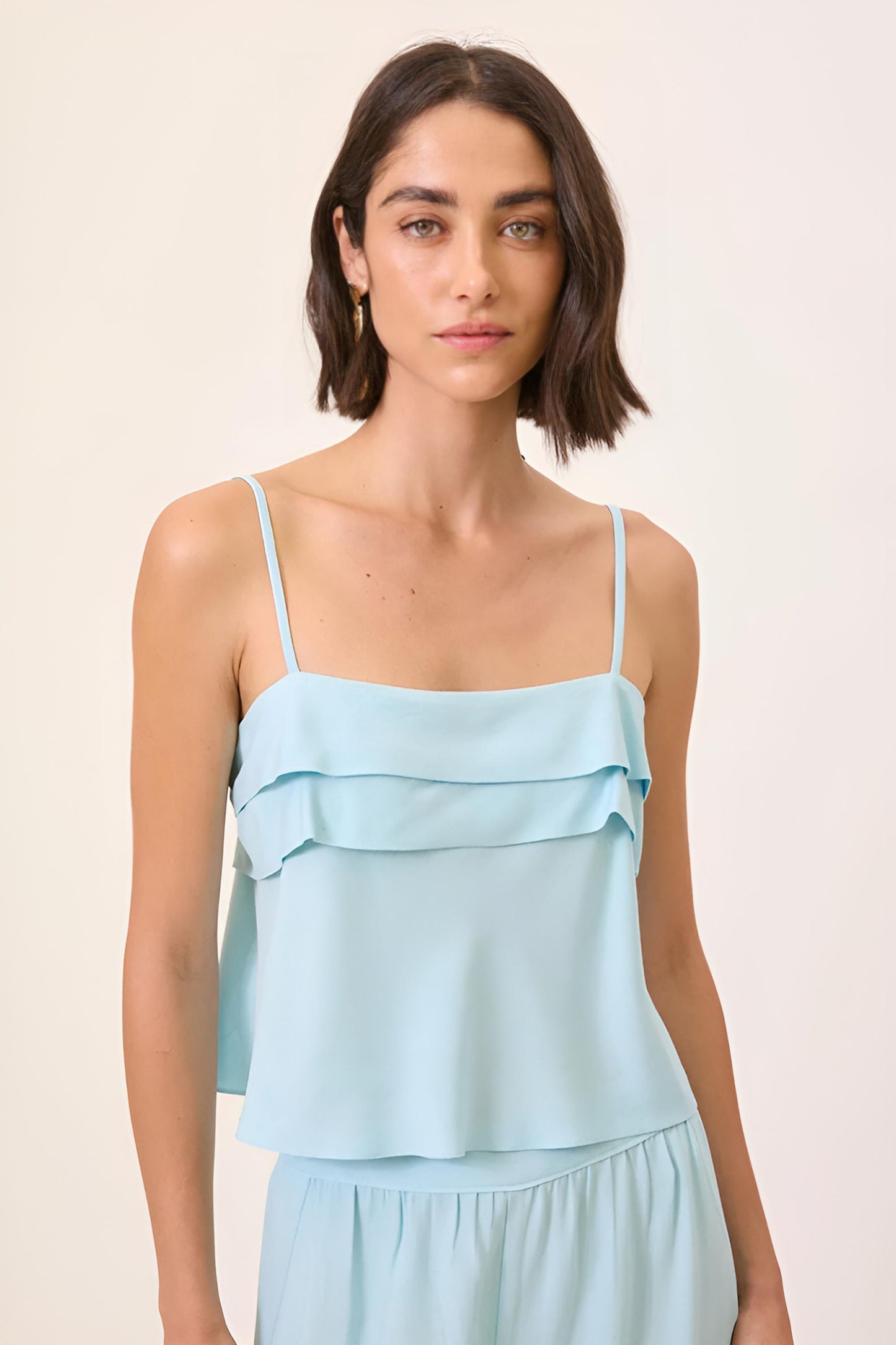 Blusa Regata com Babados RYVEI